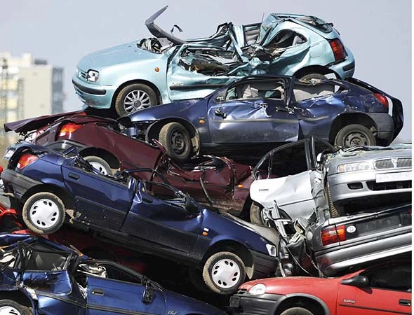 Expert Junk Car Disposal Services in Coopersville, MI